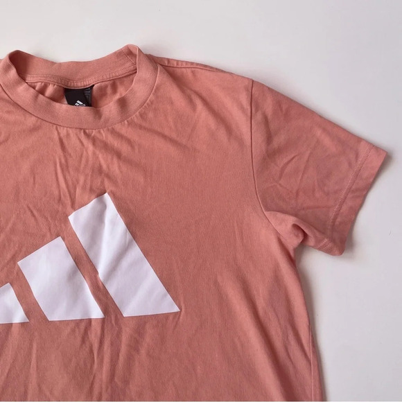 ADIDAS Future Icons Logo Graphic Tee in Ambient Blush Casual Workout Top - Picture 9 of 13